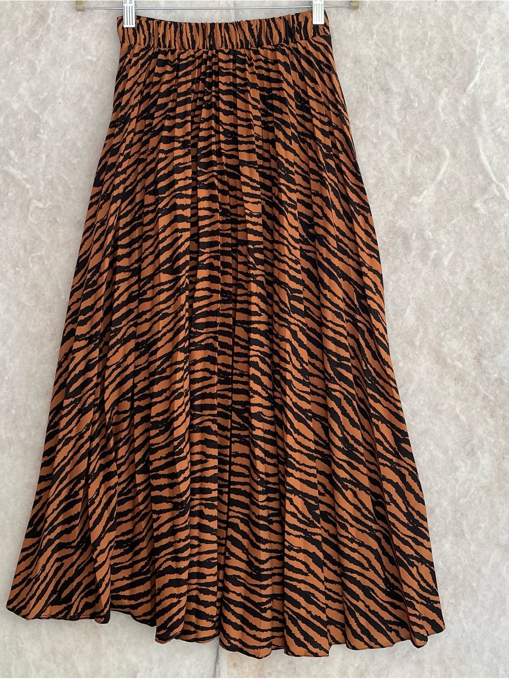 New Look A-line Skirt (SKU632) - Picture 3 of 5